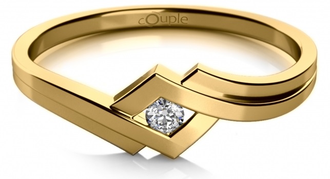Zlaté zásnubní prstýnky