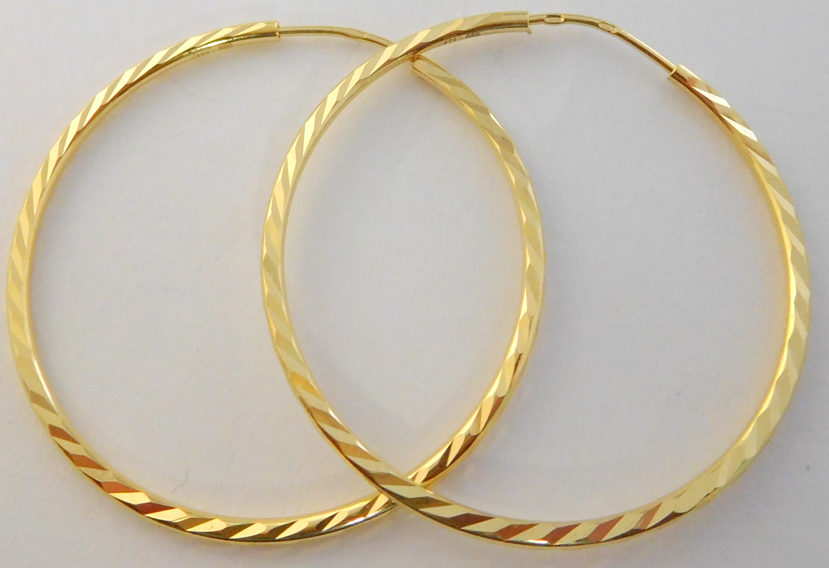 zlaté kruhy / půlkruhy