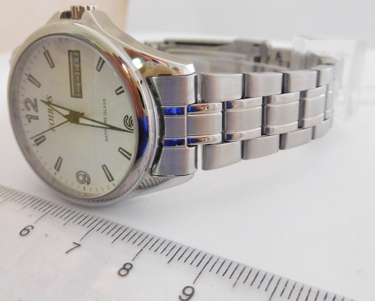 Foibos Dámské čitelné stříbrné vodotěsné přehledné hodinky Foibos CK7162.1 se safírovým sklem 10ATM