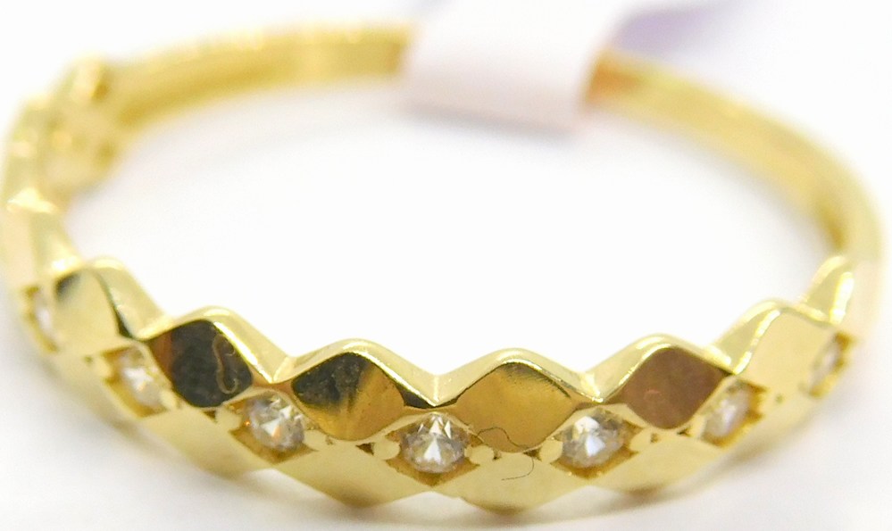 Klenoty Budín Dámský zlatý prsten ze žlutého zlata se zirkony po obvodu 585/1,45gr vel. 56 HK1133