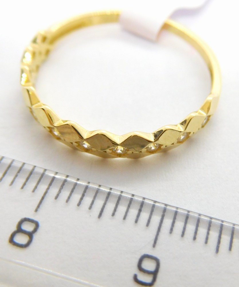 Klenoty Budín Dámský zlatý prsten ze žlutého zlata se zirkony po obvodu 585/1,45gr vel. 56 HK1133