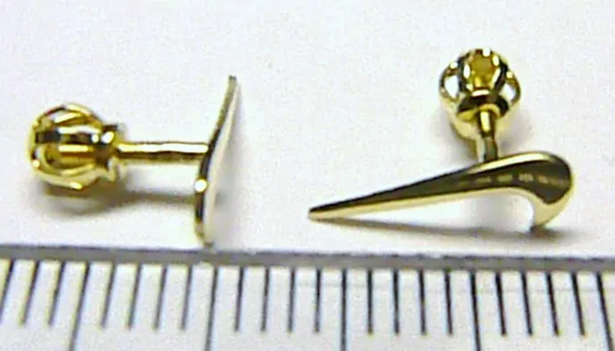 Klenoty Budín Zlaté pecičky - zlaté pecky náušnice ve tvaru NIKE na šroubek 585/0,53gr 231041013