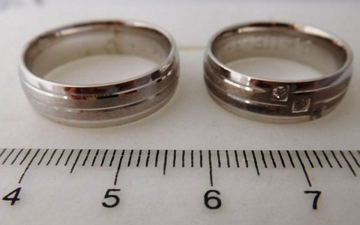 Exkluzivní zlaté snubní prsteny Couple 585/1000 s diamanty 65UE3M