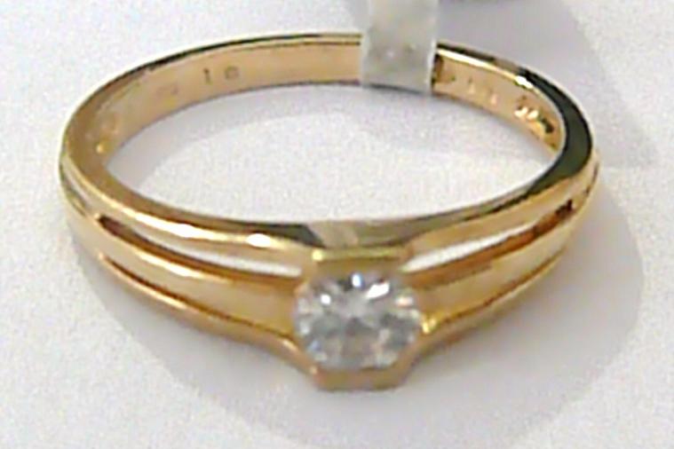 Klenoty Budín Zlatý zásnubní prstýnek s mohutným diamantem vel. 52 585/2,3 gr