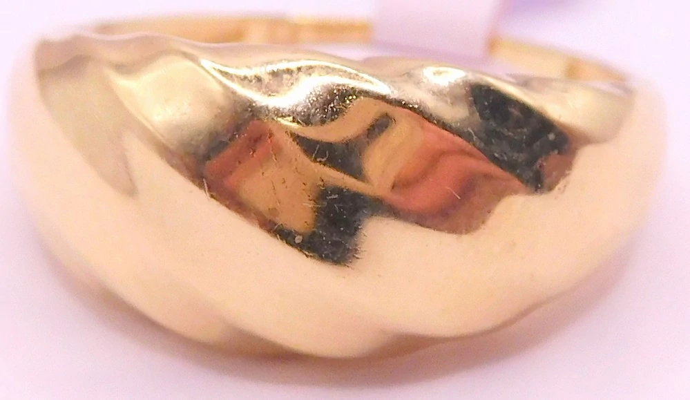 Klenoty Budín Dámský mohutný zlatý prsten 585/3,04gr vel. 61 HK1266