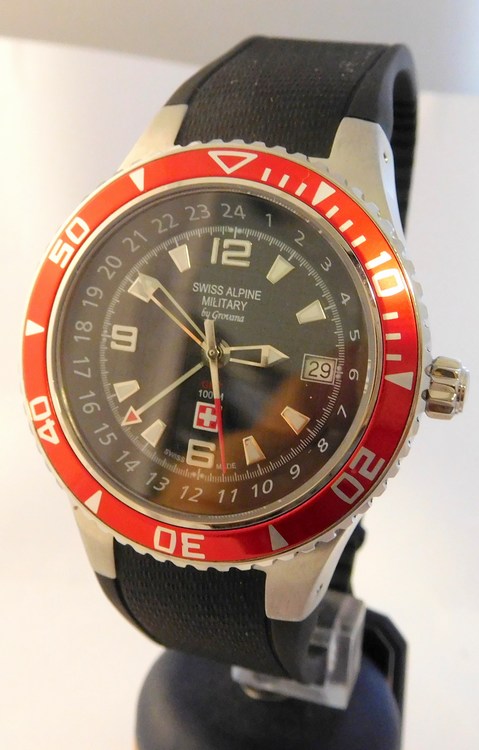 Luxusní pánské vodotěsné hodinky Swiss Alpine Millitary Grovana 1606.1834 SAM