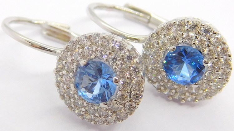 Klenoty Budín Zlaté klasické patentové náušnice s modrými topazy 585/2,45gr HK2039