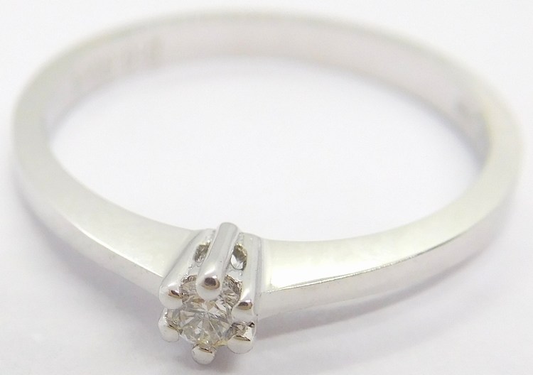 Klenoty Budín Zásnubní diamantový prsten z bílého zlata 585/1,25gr 1/0,05ct vel. 54 HKD58