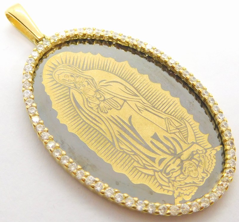 Klenoty Budín Obrovská gravírovaná zlatá madonka se zirkony - přívěsek 585/4,12gr HK3084