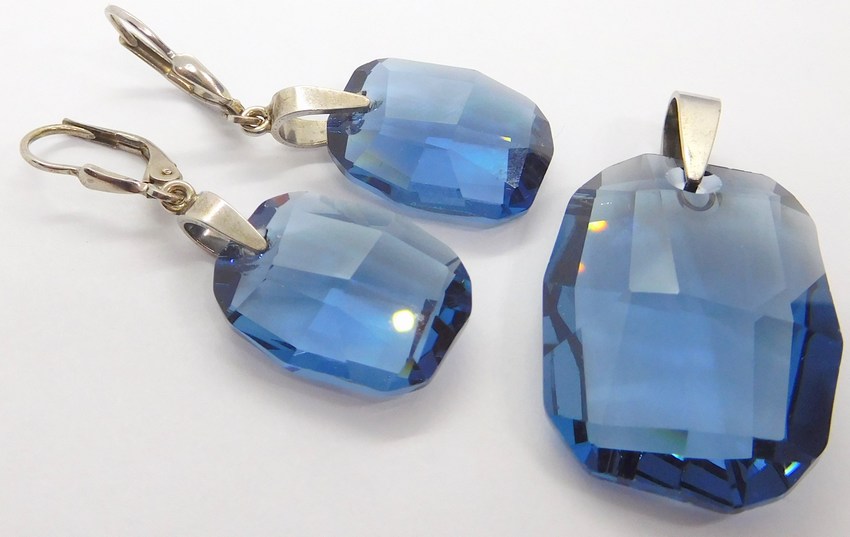 Klenoty Budín Luxusní stříbrná souprava s velkými modrými safíry 925/1000 BS0003