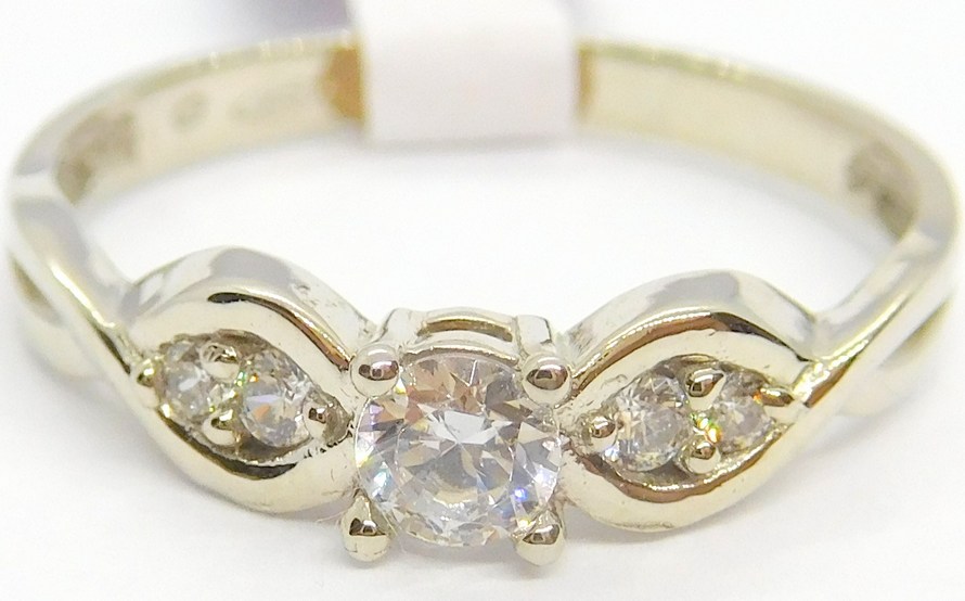 Klenoty Budín Dámský zásnubní zlatý prstn z bílého zlata se zirkony  585/2,19gr vel. 55 HK1090