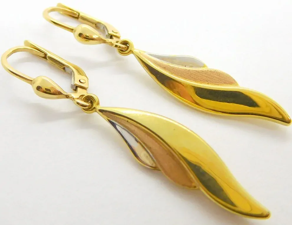 Klenoty Budín Dámské visací náušnice ze tří barev zlata s gravírováním 585/2,48gr HK2235