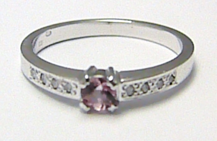 Klenoty Budín Diamantový prsten se vzácným růžovým safírem 585/2,69g vel. libovolná J-24578-14