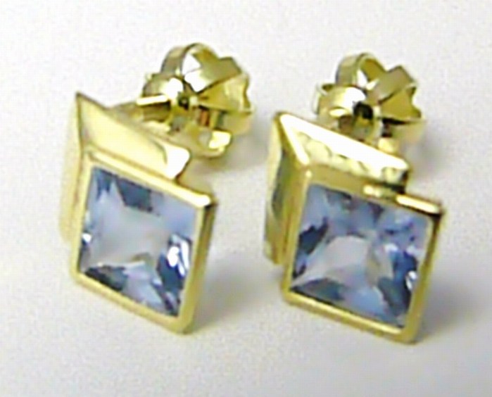 Klenoty Budín Dámské zlaté pecičky s modrými akvamaríny na šroubek 585/1,12gr 236040918