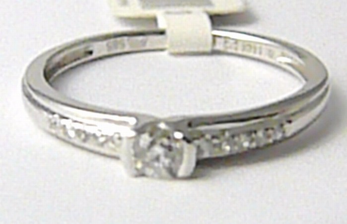 Klenoty Budín Zásnubní zlatý diamantový prsten posetý diamanty 11ks vel.49  3860829