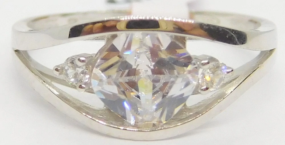 Klenoty Budín Dámský mohutný prsten z bílého zlata se zirkonem 585/2,26gr vel. 57 HK1164