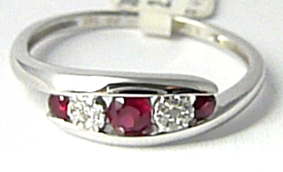 Klenoty Budín Diamantový zlatý prsten z bílého AU s pravými rubíny 3x0,29ct V58 585/2,3gr 3861
