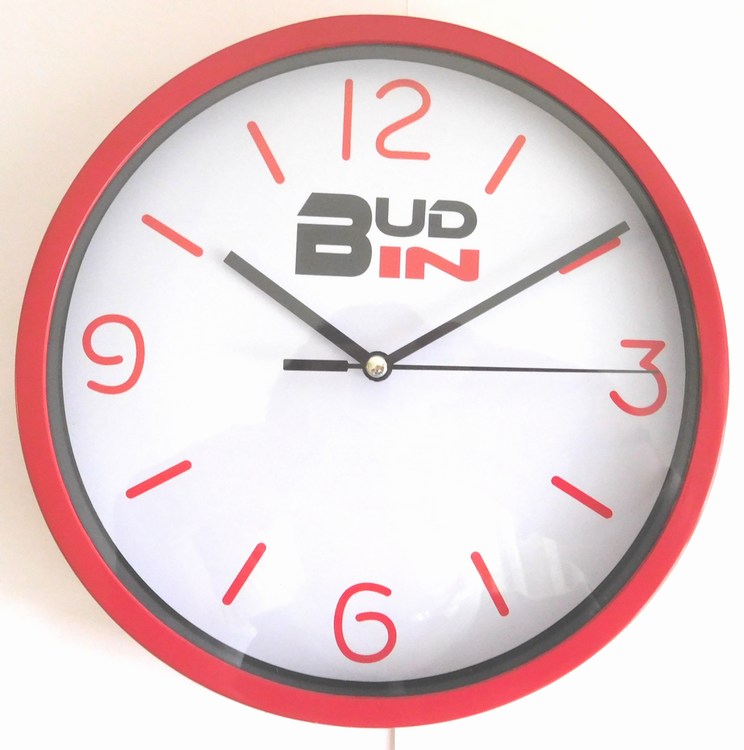 Klenoty Budín Červené nástěnné netikající hodiny s plynulým chodem BUD-IN C1702.2