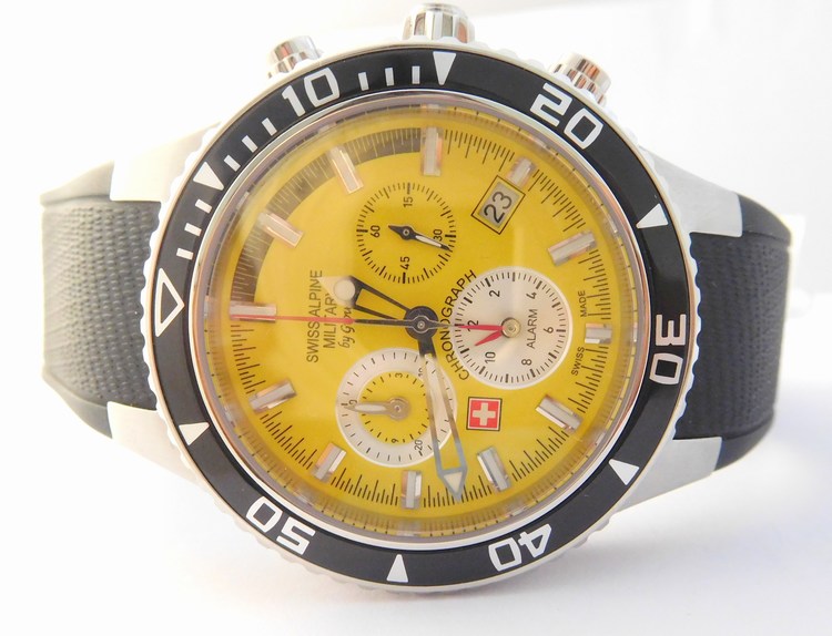 Pánské švýcarské hodinky - chronograf Swiss Alpine Military by Grovana 1607.8835