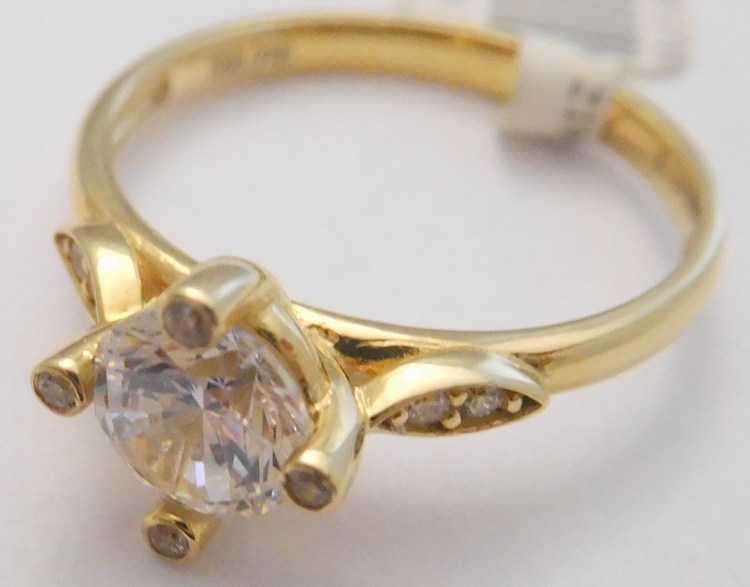 Klenoty Budín Mohutný zásnubní zlatý prsten ze žlutého zlata s velkým zirkonem 585/2,05gr vel. 50 1216085