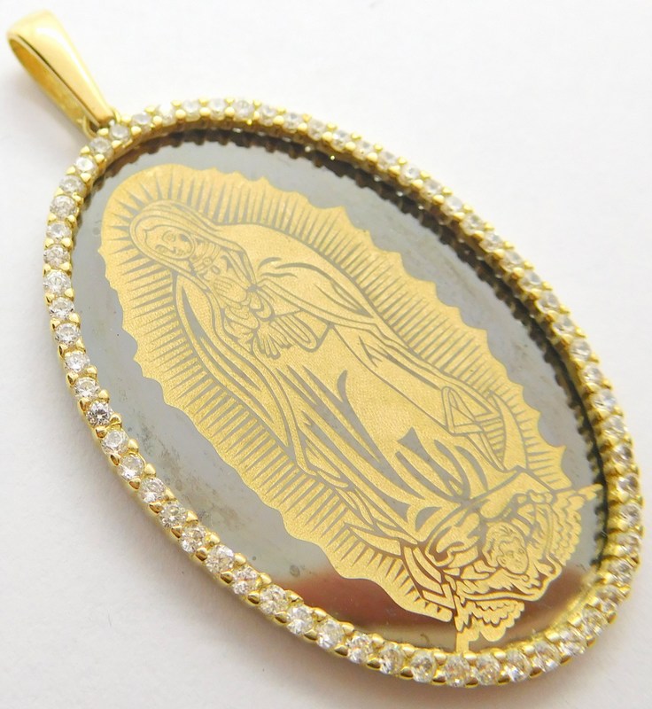 Klenoty Budín Obrovská gravírovaná zlatá madonka se zirkony - přívěsek 585/4,12gr HK3084