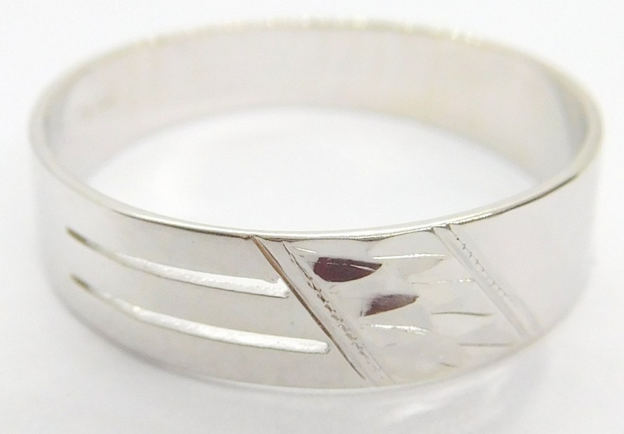 Klenoty Budín Mohutný zlatý prsten z bílého zlata 585/1,39gr vel.50 321040649