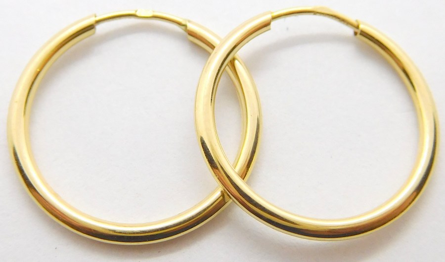 Klenoty Budín Zlaté kruhy ze žlutého zlata pr.16mm 585/0,38gr H156