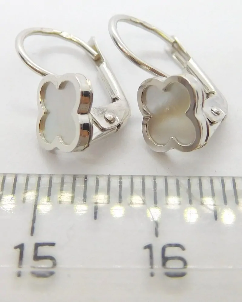 Klenoty Budín Dámské zlaté náušnice v bílém zlatě s perletí 585/1,80gr HK2275