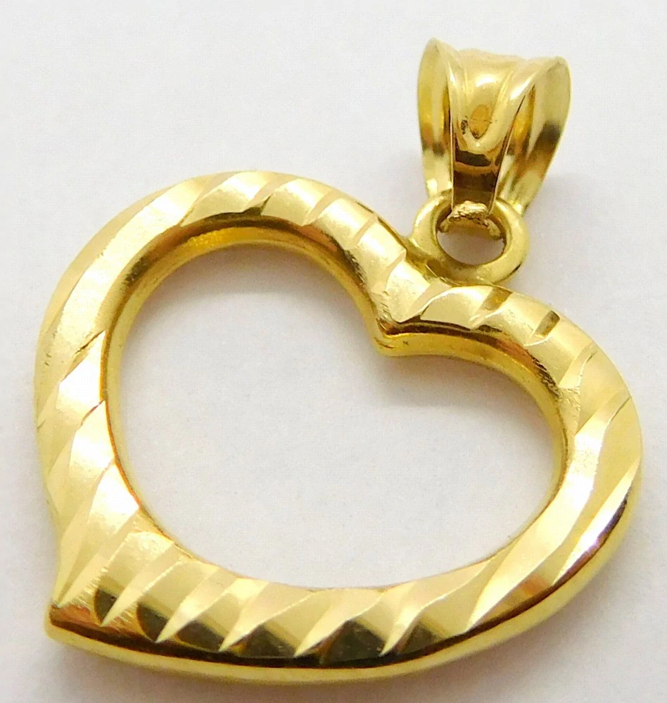 Klenoty Budín Dámský zlatý přívěsek - srdíčko s gravírováním 585/0,63gr HK3204