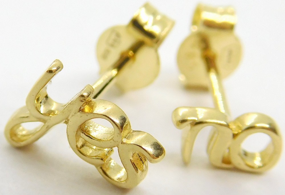 Klenoty Budín Dámské zlaté peckové náušnice na puzetku YES and NO 585/0,94gr 03245