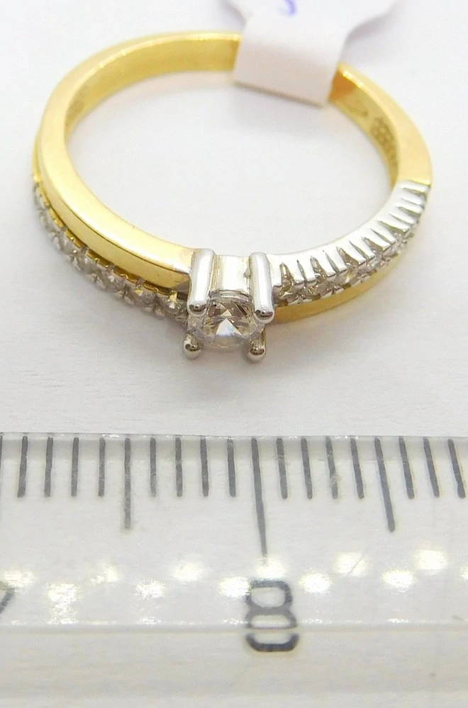 Klenoty Budín Dámský zásnubní zlatý prsten se zirkonem z bílého a žlutého AU 585/2,00gr vel. 50 HK1227