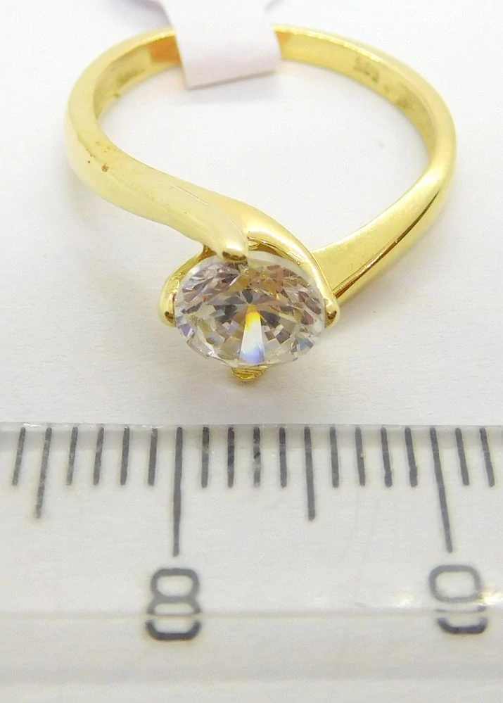 Klenoty Budín Zásnubní dámský zlatý prsten 585/2,15gr vel. 50 HK1231