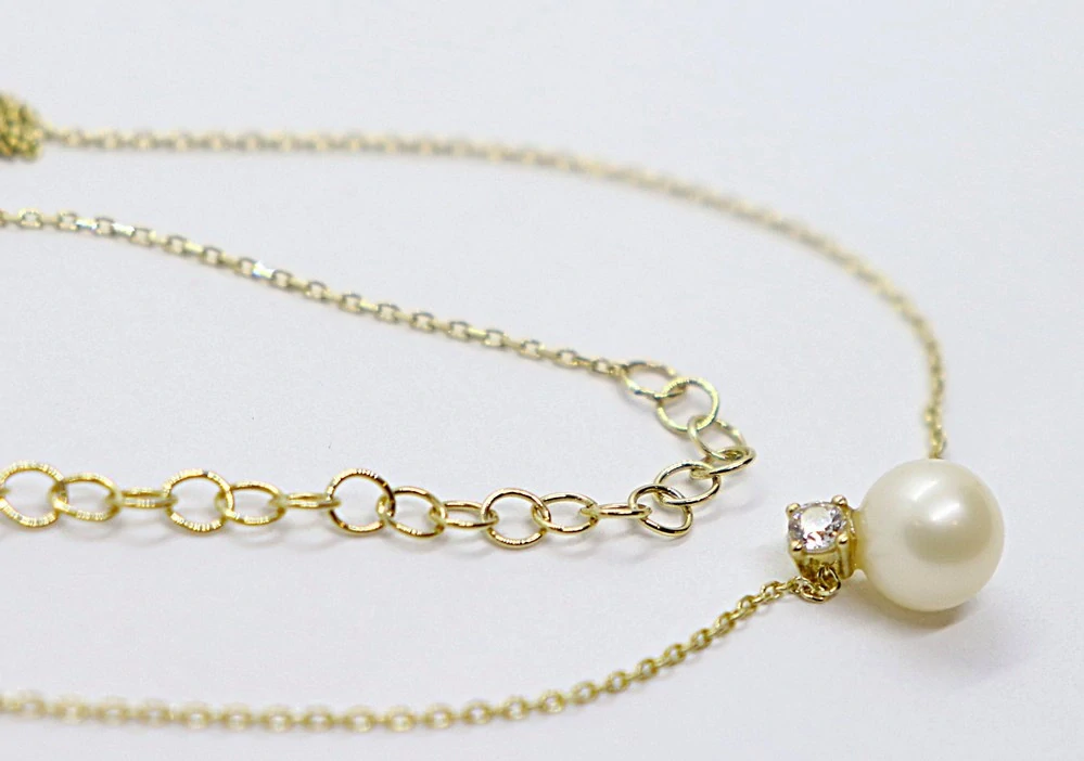 Klenoty Budín Dámský zlatý náhrdelník ze žlutého zlata se zirkonem a perlou 585/1,74gr 42+3cm H4065