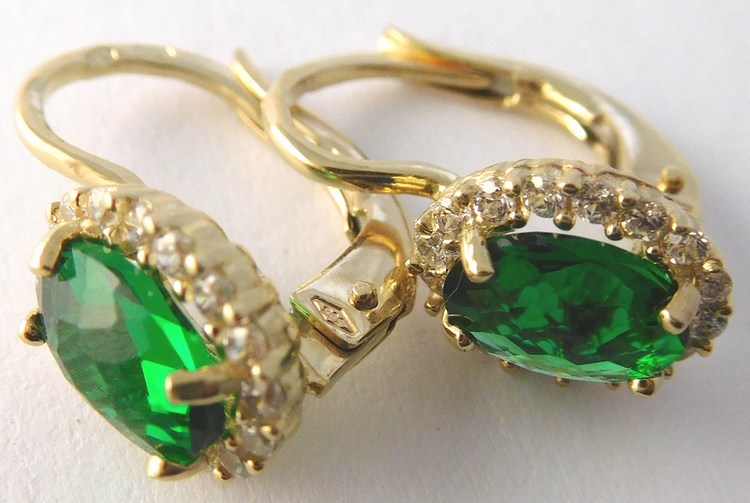 Klenoty Budín Mohutné dámské zlaté náušnice se zelenými smaragdy (2ks) 585/2,47gr HK2316