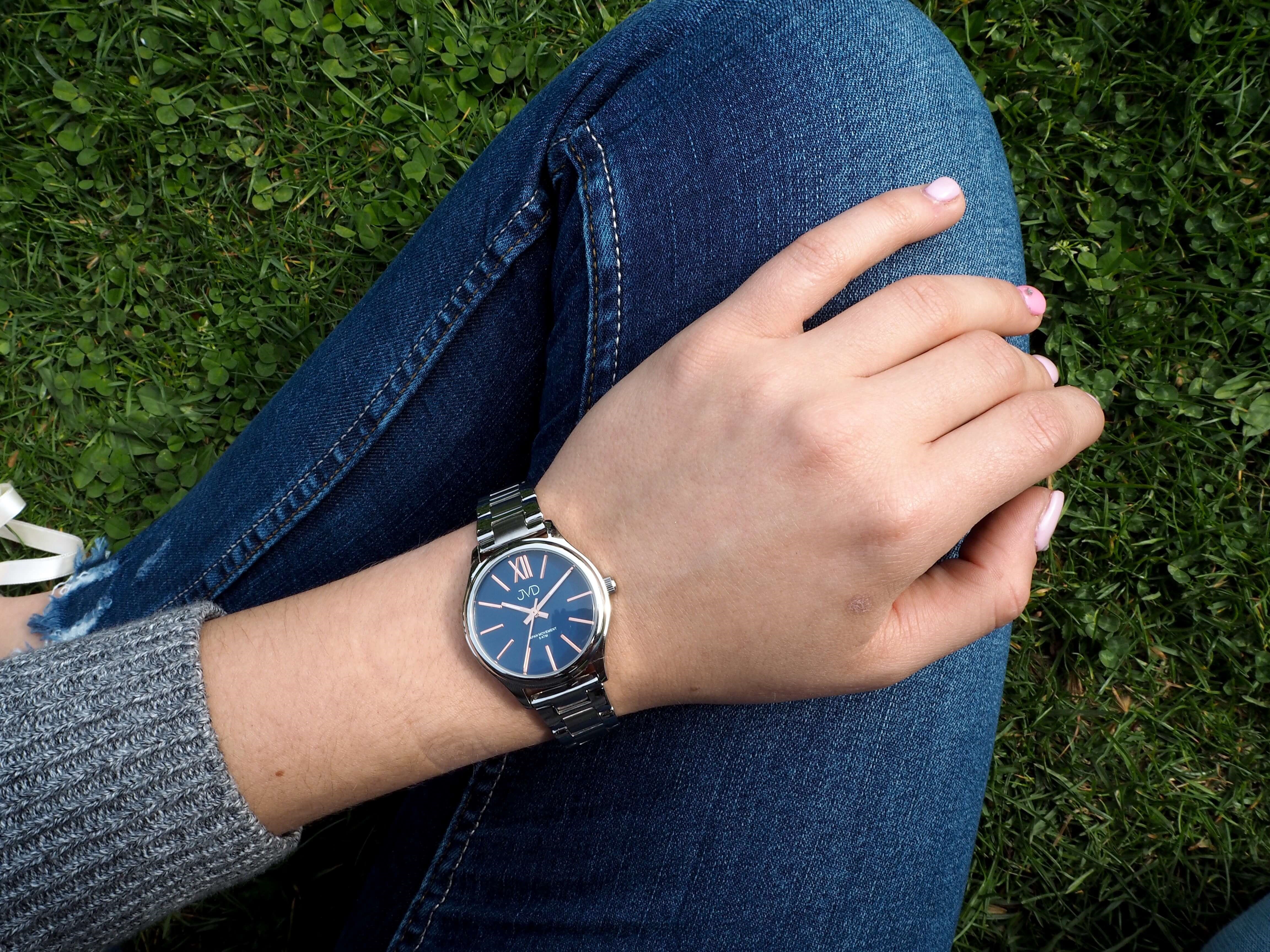 Dámské elegantní ocelové hodinky JVD J4152.1 POSLEDNÍ KS STAŇKOV