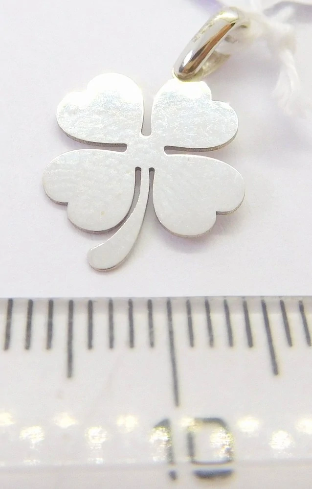 Klenoty Budín Dámský zlatý přívěsek z bílého zlata srdíčkový čtyřlístek pro štěstí 585/0,60gr HK3267