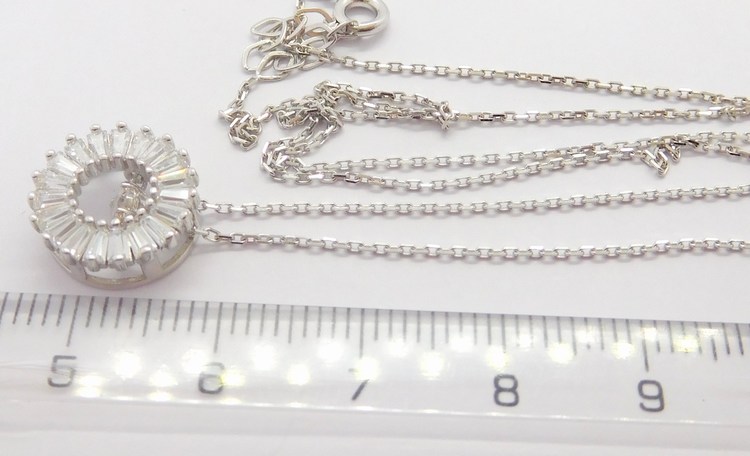 Klenoty Budín Zlatá souprava z bílého zlata s pohybujícím se přívěskem 585/2,80gr 42-45cm HK4003