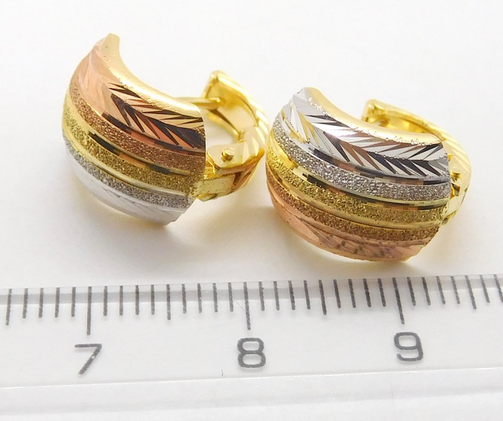Klenoty Budín Mohutné gravírované zlaté náušnice z bílého, žlutého a růžového zlata 585/3,18gr HK2171