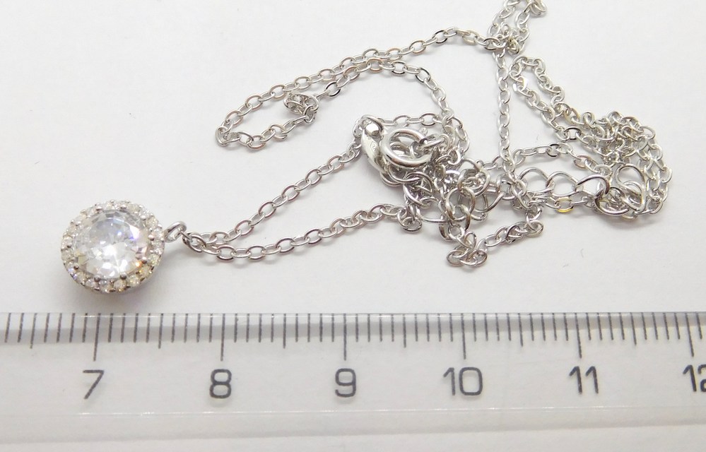 Klenoty Budín Dámský stříbrný náhrdelník se zirkony 925/1000 40+5cm 031113600002