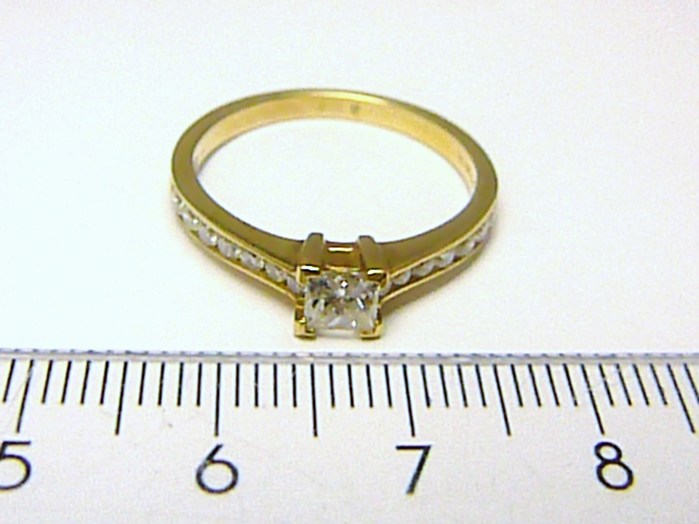 Klenoty Budín Luxusní mohutný zásnubní prsten s diamanty (14x0,35ct a 1x0,36ct) 585/2,85g 3810228