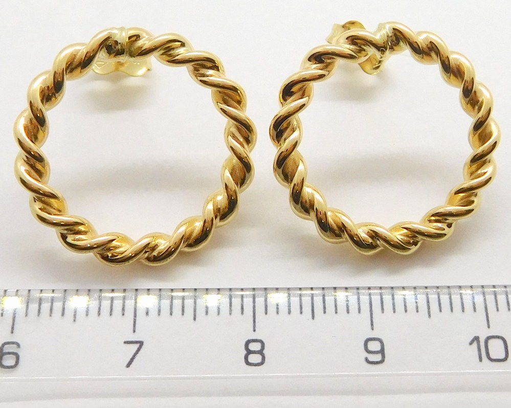 Klenoty Budín Dámské peckové gravírované zlaté náušnice na puzetku 585/2,10gr HK2211