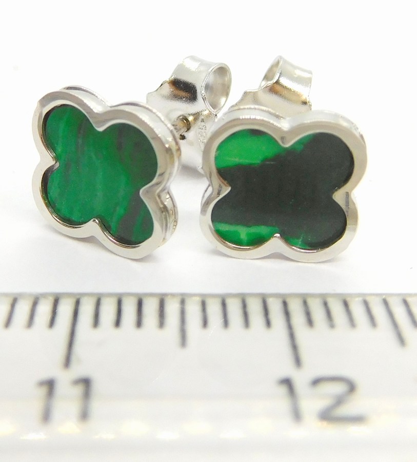 Klenoty Budín Dámské zlaté náušnice z bílého zlata se zeleným smaltem čtyřlístek 585/1,57gr HK2280
