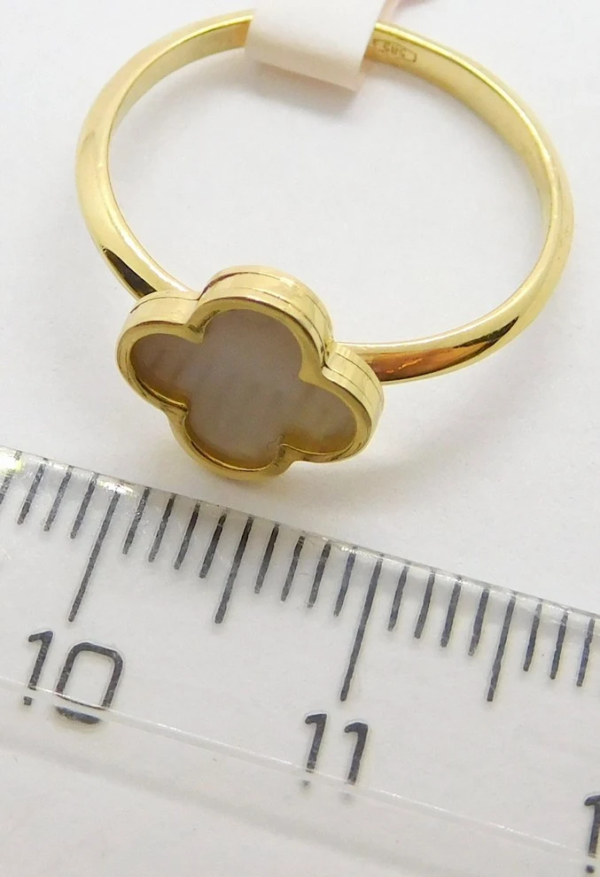 Klenoty Budín Dámský zlatý prsten ze žlutého zlata s bílým smaltem čtyřlístek pro štěstí 585/1,99gr vel. 56 HK1141