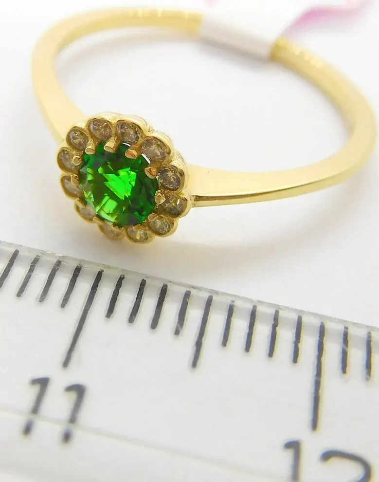 Klenoty Budín Dámský zlatý prsten se zirkony a velkým zeleným smaragdem 585/1,25gr vel. 54 HK1155