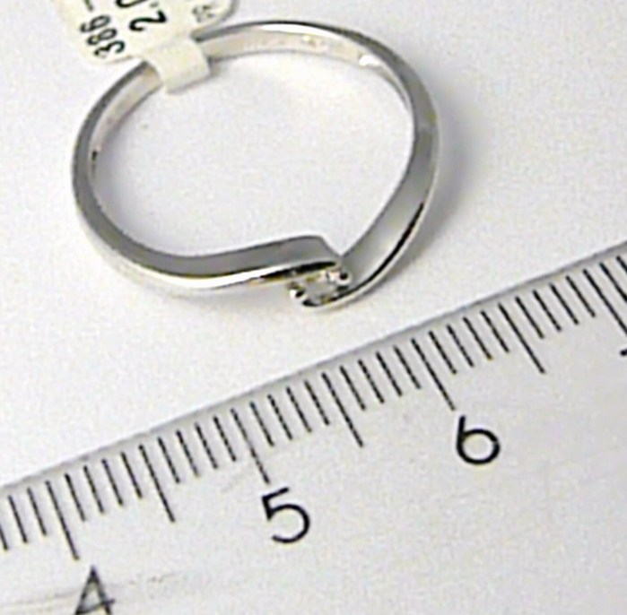 Klenoty Budín  Zásnubní diamantový prsten s diamantem 1ks 0,05ct vel. libovolná 3860019 