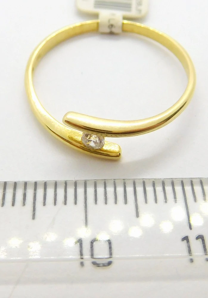 Klenoty Budín Zlatý zásnubní prsten ze žlutého zlata se zirkonem vel. 57 585/1,30gr 6810649