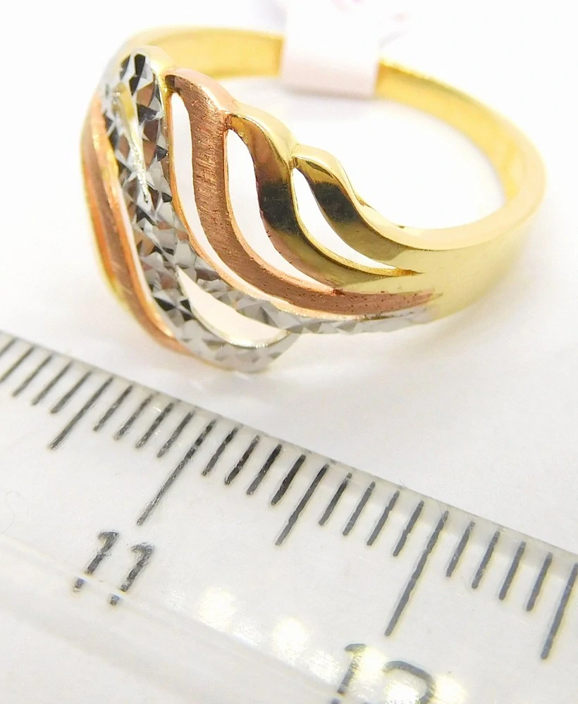 Klenoty Budín Mohutný dámský prsten ze tří barev zlata (růžové,bílé a žluté) 585/2,04gr vel. 62 HK1240