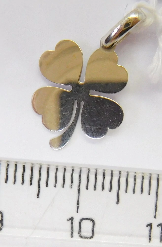 Klenoty Budín Dámský zlatý přívěsek z bílého zlata srdíčkový čtyřlístek pro štěstí 585/0,60gr HK3267