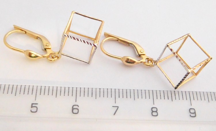 Klenoty Budín Zlaté visací náušnice z bílého a žlutého zlata - kostka 10mm 585/1,91gr H211