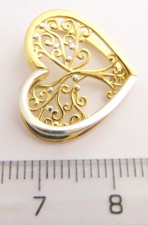 Klenoty Budín Velké gravírované zlaté srdce v kombinaci zlata 585/1,99gr HK3012